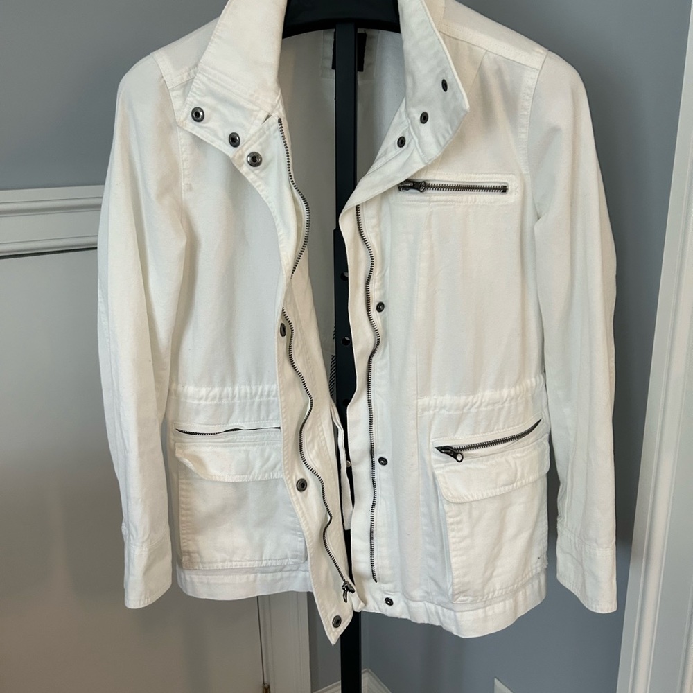 GAP White Jacket Size L